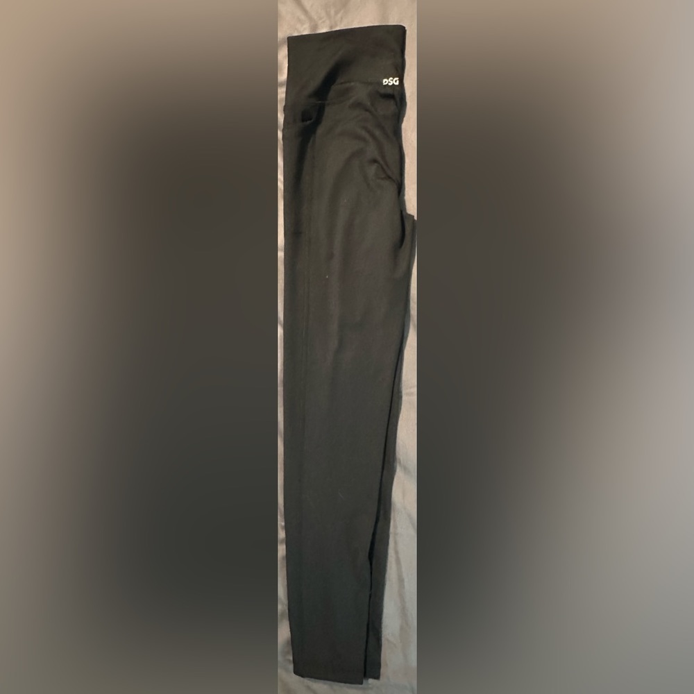 NWOT, GIRLS leggings/yoga - DSG brand